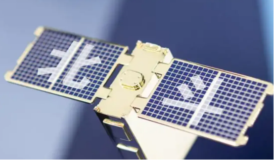 北斗定位系统，精确高