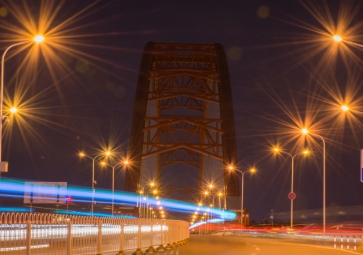 智慧灯杆：大规模集成智能解决方案